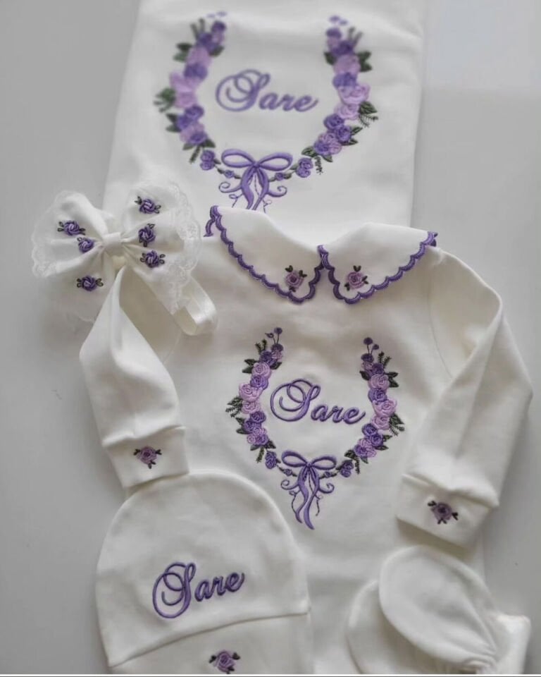 İsimli Lila Gül Nakışlı Kız Bebek Tulum Seti