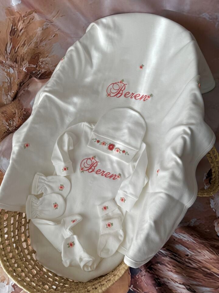 İsimli El Nakışı Rokoko Çiçekli Kız Bebek Hastane Çıkış Seti - Premium Butik Seri