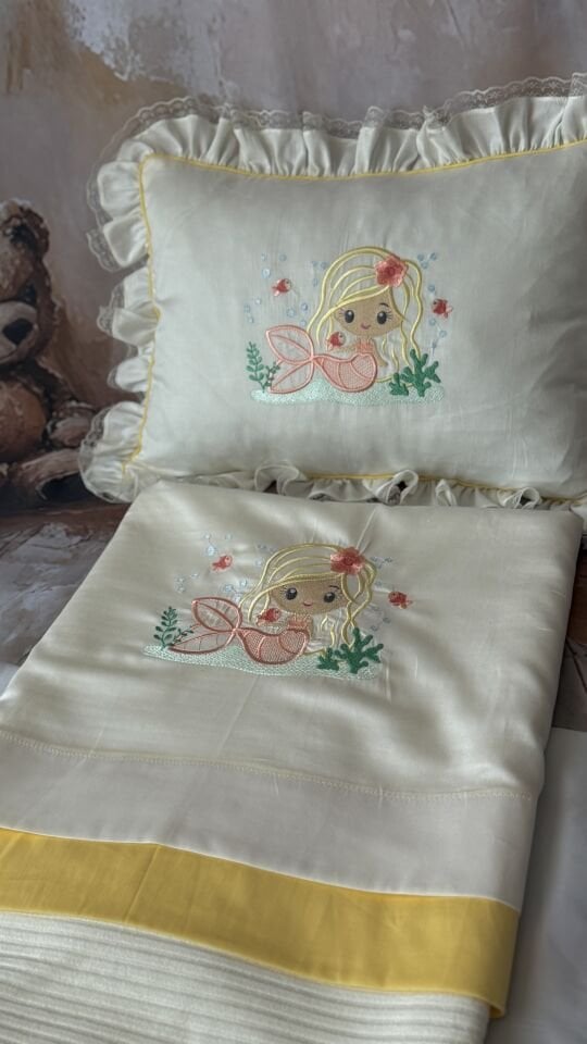 İsimli Deniz Kızı Nakışlı Bebek Nevresim Takımı - %100  Pamuklu Masal Serisi