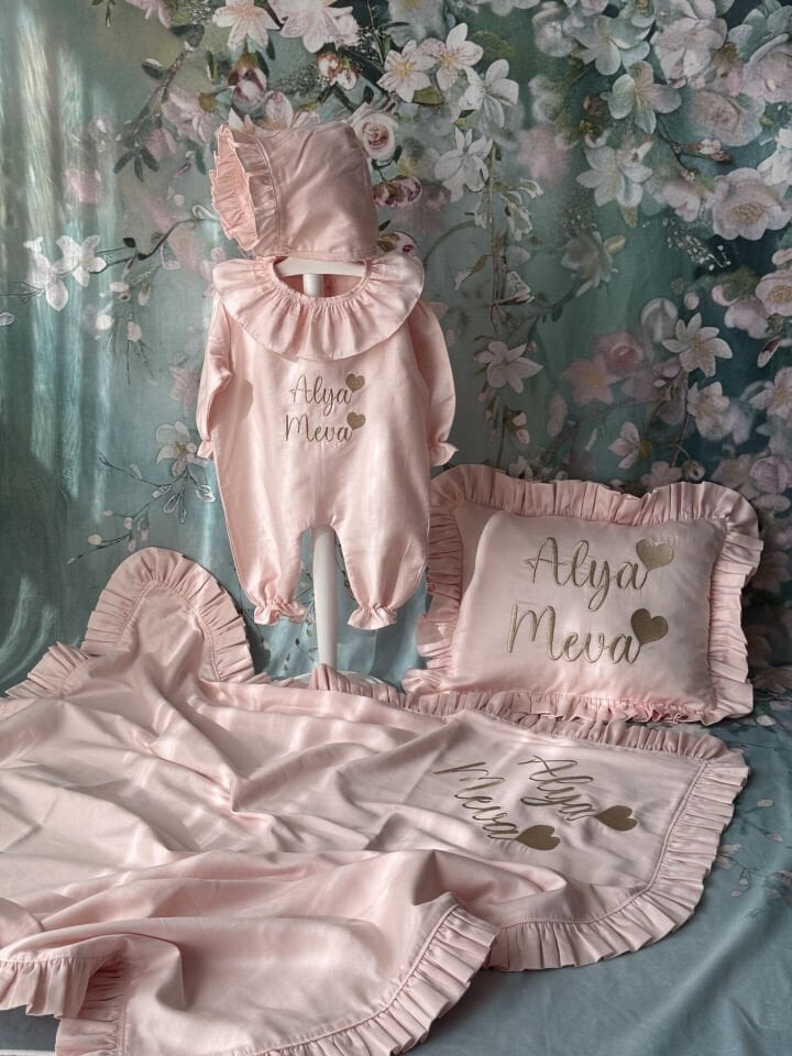 Somon rengi kalpli pamuk saten tulumlu set