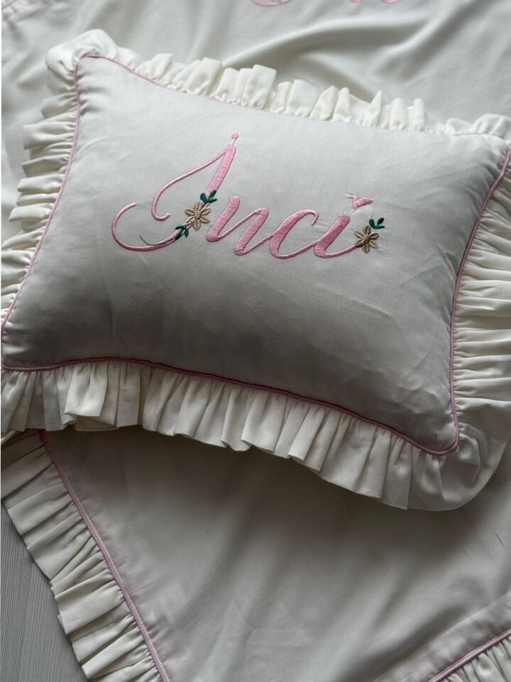 İsimli Pamuk Saten Sade Takı Yastığı