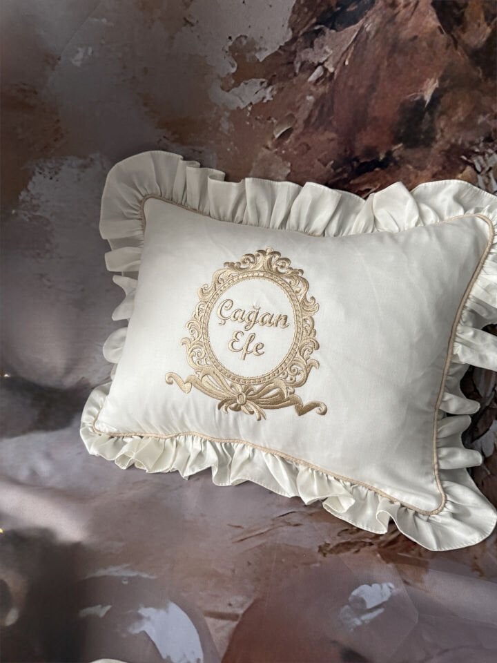 kisiye ozel anı yastigi bebek